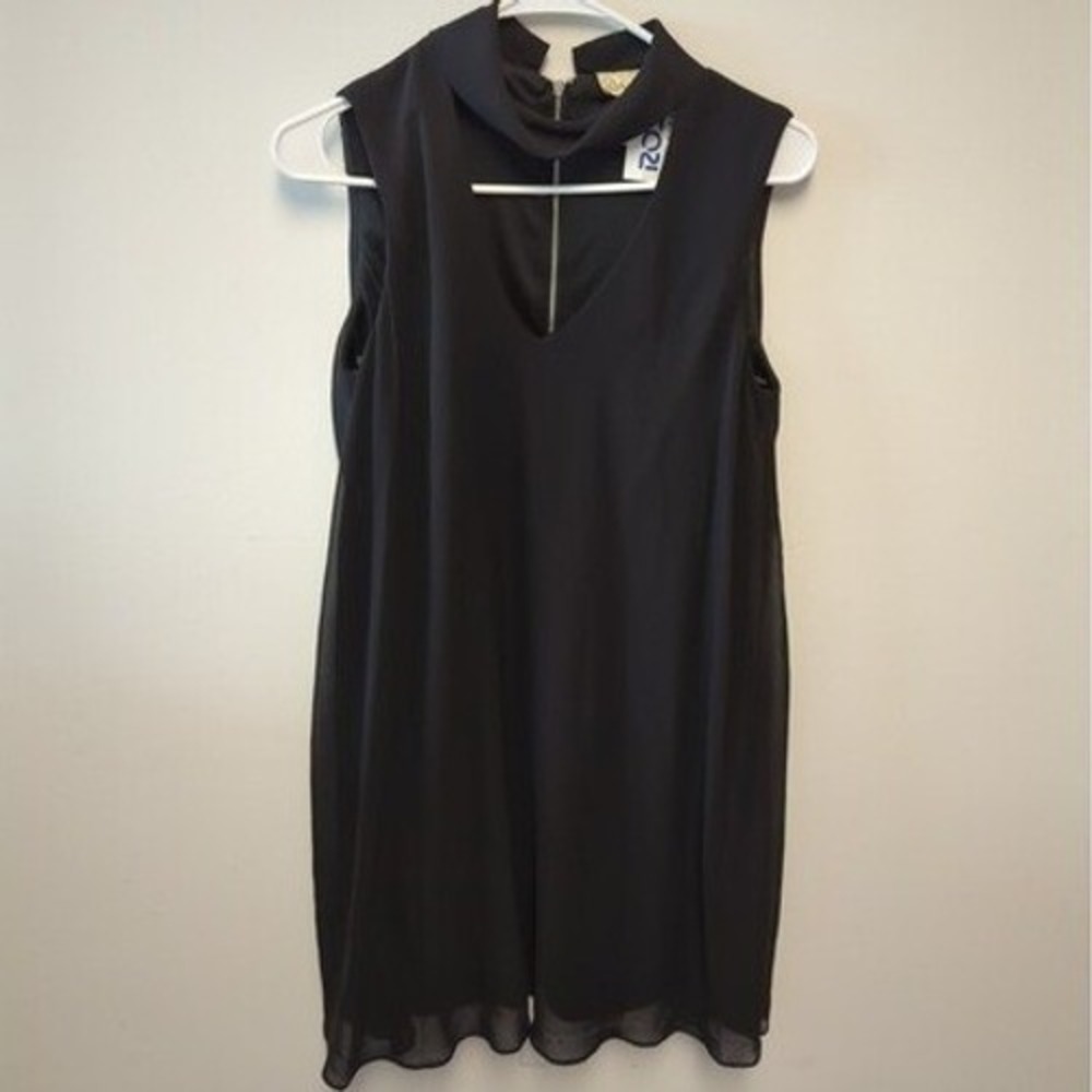 Coquette Quiet Luxury Black Choker Cutout Shift Dress NWT Davina Size 6 LBD